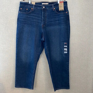 NWT Levi’s High Rise Wedgie Straight Jeans